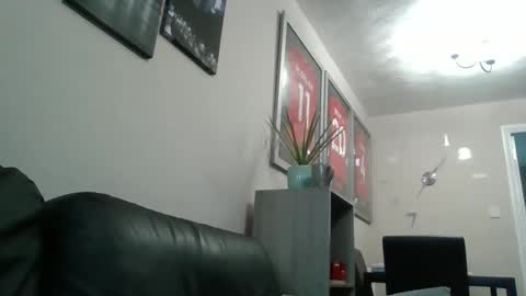 Snapshot of kevlooking4sez chatting on 09.13.25 kevlooking4sez online show from 09.13.25