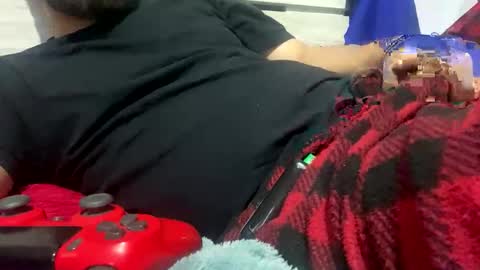 Snapshot of kevo300 chatting on 11.06.25 kevo online show from 11.06.25