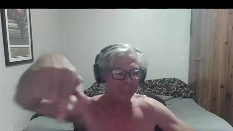 Snapshot of kevwestunder9696 chatting on 11.09.25 kevwestunder9696 online show from 11.09.25