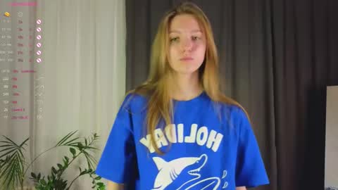 Snapshot of keylalong chatting on 03.02.25 Hi Im Mary Glad to see you in my room PVT is open online show from 03.02.25