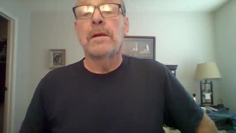 Snapshot of kfries chatting on 01.16.25 Kent online show from 01.16.25