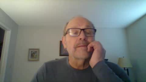 Snapshot of kfries chatting on 02.13.25 Kent online show from 02.13.25