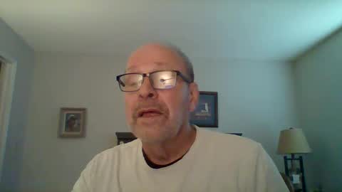 Snapshot of kfries chatting on 02.28.25 Kent online show from 02.28.25
