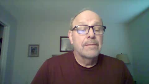 Snapshot of kfries chatting on 03.07.25 Kent online show from 03.07.25