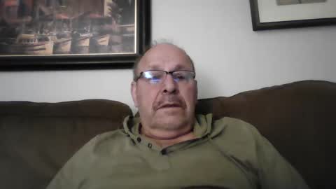 Snapshot of kfries chatting on 10.09.25 Kent online show from 10.09.25