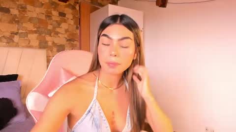 Snapshot of khaimy chatting on 06.12.26 Khami online show from 06.12.26