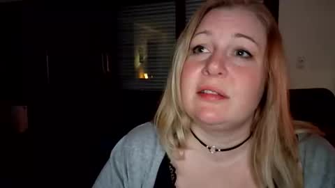 Snapshot of khaleesi0890 chatting on 11.14.25 khaleesi0890 online show from 11.14.25