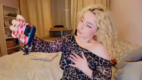 Khaleesi online show from 04.11.26