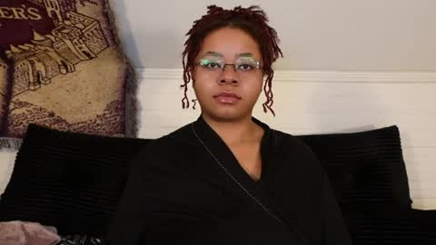 Snapshot of khayaparker chatting on 04.28.26 Khaya online show from 04.28.26