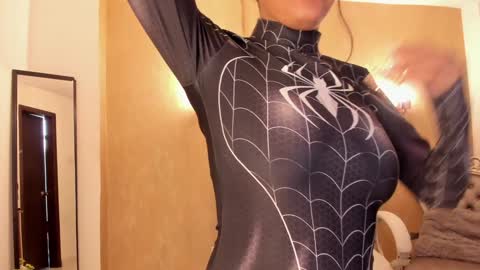 Khloe online show from 01.24.25