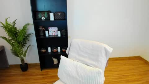 Khloe online show from 03.29.26