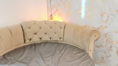 Snapshot of khloeblake chatting on 02.03.26 Khloe online show from 02.03.26