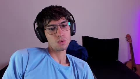 khozler_ online show from 02.18.25