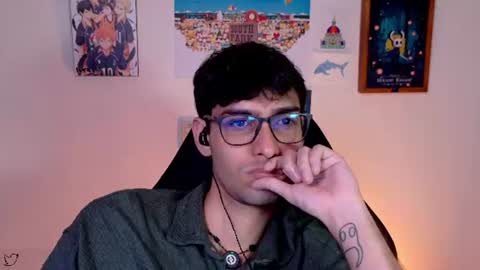 Snapshot of khozler_ chatting on 06.24.26 khozler_ online show from 06.24.26