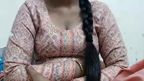 khushisinghh online show from 12.14.24