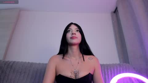Ellie online show from 04.10.26
