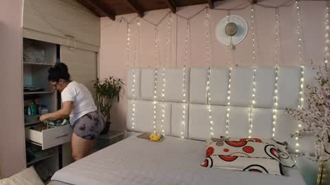    N         M online show from 01.29.25