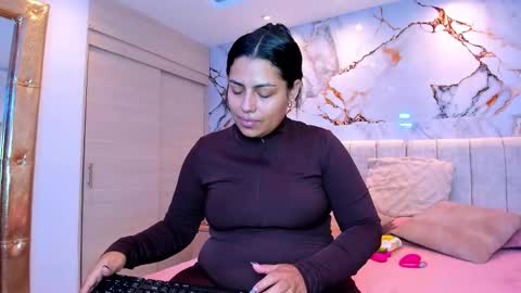    N         M online show from 03.25.26