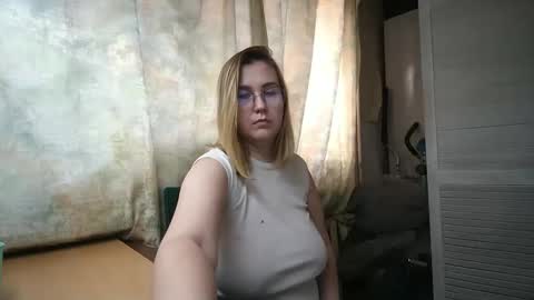 Snapshot of kianna_dior_ chatting on 02.05.25 kianna_dior_ online show from 02.05.25