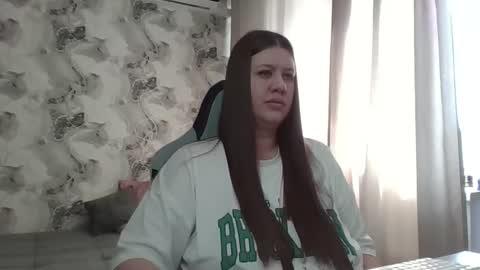 kianna_dior_ online show from 02.20.26