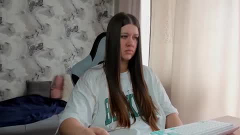 kianna_dior_ online show from 04.19.26