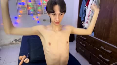 Snapshot of kiantwink chatting on 01.20.25 kiantwink online show from 01.20.25