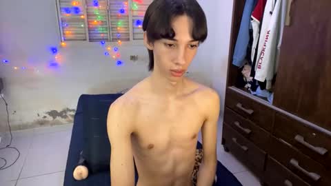 Snapshot of kiantwink chatting on 01.22.25 kiantwink online show from 01.22.25