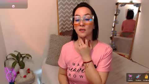 Kiara Bermont online show from 11.14.25