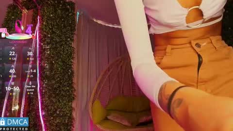 Kiara Zahiri online show from 09.09.25