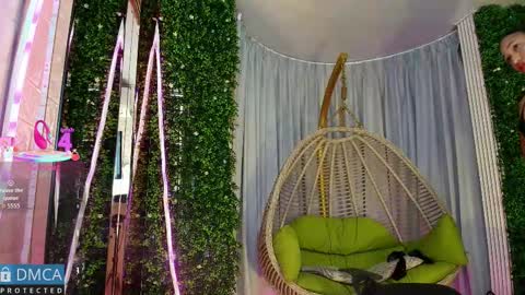 Kiara Zahiri online show from 09.15.25