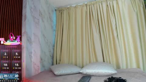 Kiara Zahiri online show from 10.01.25