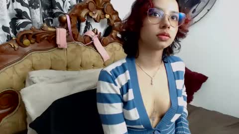 kiaralenon online show from 12.05.24