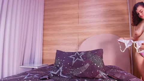 kiaralopez_ online show from 05.14.26