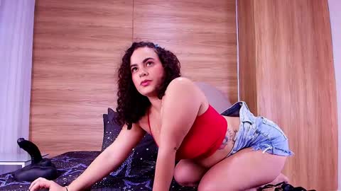 kiaralopez_ online show from 06.03.26