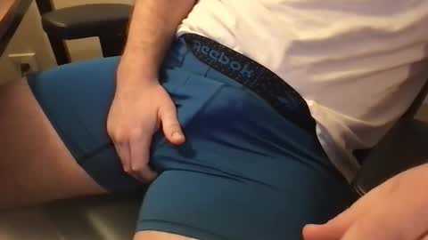 Snapshot of kickboxer04 chatting on 01.19.25 kickboxer04 online show from 01.19.25