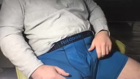 Snapshot of kickboxer04 chatting on 03.04.25 kickboxer04 online show from 03.04.25