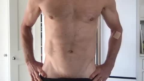 Kicknbutt online show from 02.02.26