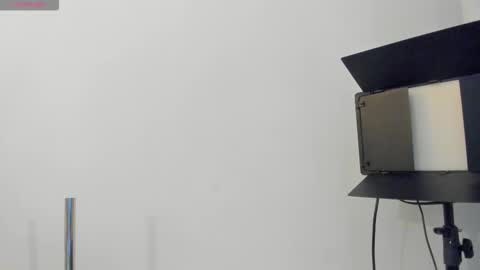 kiim01 online show from 10.26.25