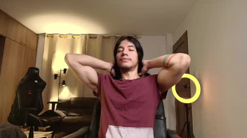 Snapshot of kikeruiz_19 chatting on 12.29.24 kikeruiz 19 online show from 12.29.24