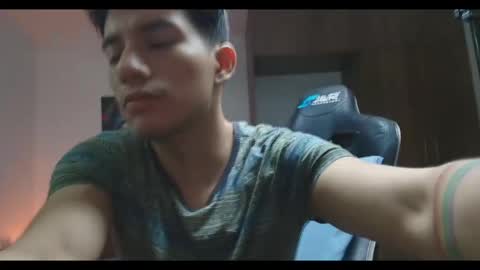 Snapshot of kikeruiz_19 chatting on 11.02.25 kikeruiz 19 online show from 11.02.25