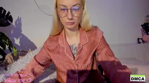 Kiki online show from 09.26.25