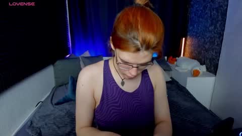 Snapshot of kiki_krash chatting on 12.13.24 Kiki online show from 12.13.24