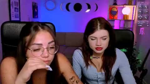kiki_swan online show from 07.06.26