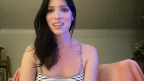 Kiki Hart online show from 01.18.26