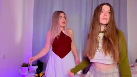 ZofiaLiya online show from 11.18.25