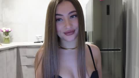 EvaAnna online show from 01.26.25