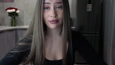 EvaAnna online show from 11.07.25