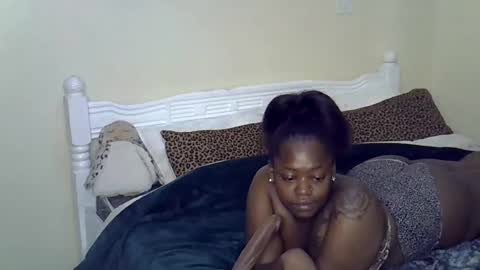 Snapshot of kilolo266 chatting on 12.18.25 lolo online show from 12.18.25