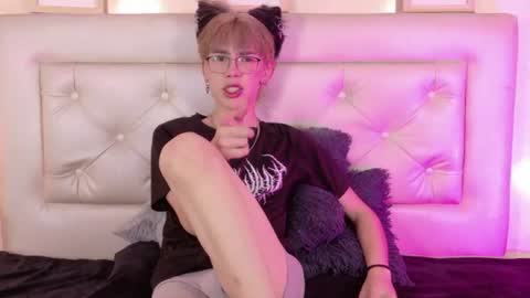  Adrien  online show from 07.05.26
