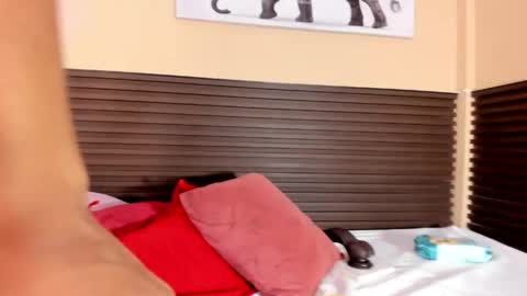 kim online show from 04.01.26